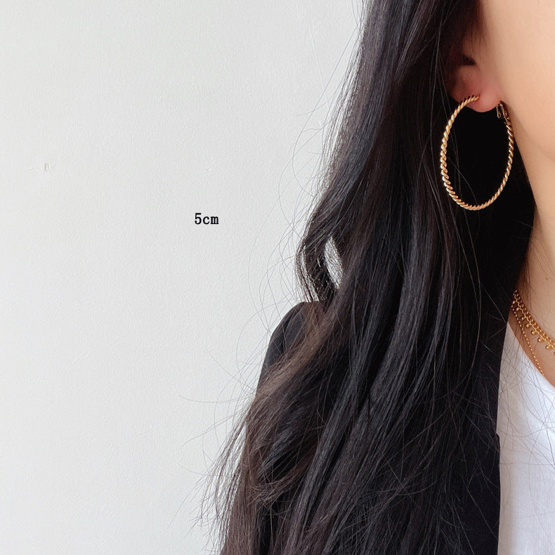 CAPRI HOOP EARRINGS