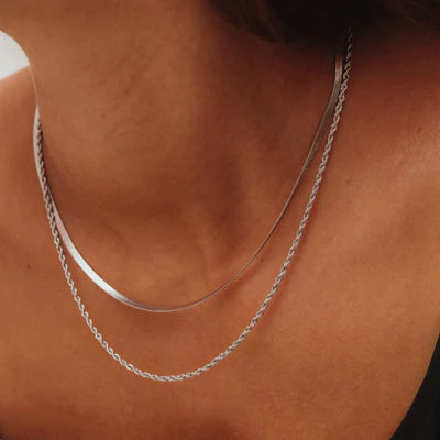 CAPRI SILVER NECKLACE