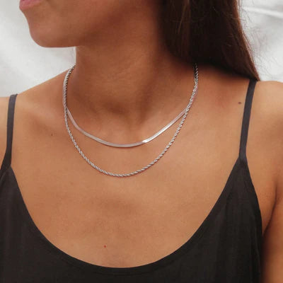 CAPRI SILVER NECKLACE